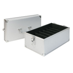 Valise en aluminum multi-collection avec couvercle amovible.