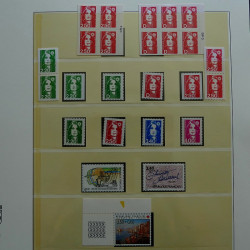 Collection timbres de France 1990-1996 neufs** en album Lindner.