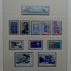 Collection timbres de France 1990-1996 neufs** en album Lindner.