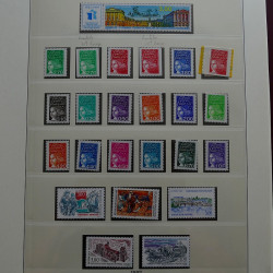 Collection timbres de France 1997-2001 neufs** en album Lindner.