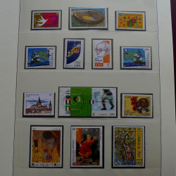 Collection timbres de France 2002-2004 neufs** en album Lindner.