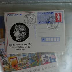 Collection entiers, cartes commémoratifs de France en 2 albums.