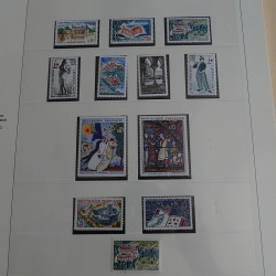 Collection timbres de France 1960-1969 neufs en album Safe lux.