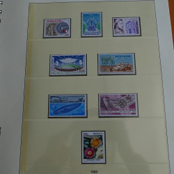 Collection timbres de Monaco 1981-1988 neufs en album Lindner.