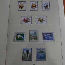 Collection timbres de Monaco 1981-1988 neufs en album Lindner.