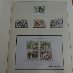 Collection timbres de Monaco 1981-1988 neufs en album Lindner.