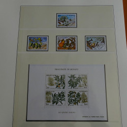 Collection timbres de Monaco 1981-1988 neufs en album Lindner.