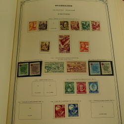 Collection timbres de colonies françaises neufs et oblitérés, volume 1.