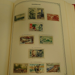Collection timbres de colonies françaises neufs et oblitérés, volume 1.