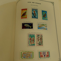 Collection timbres de colonies françaises neufs et oblitérés, volume 1.