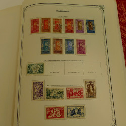 Collection timbres de colonies françaises neufs et oblitérés, volume 1.