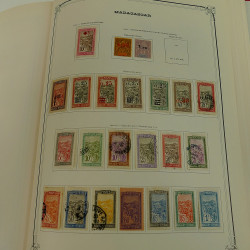 Collection timbres de colonies françaises neufs et oblitérés, volume 2.