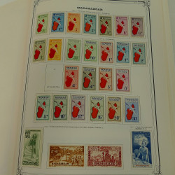 Collection timbres de colonies françaises neufs et oblitérés, volume 2.