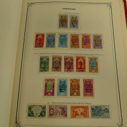 Collection timbres de colonies françaises neufs et oblitérés, volume 3.