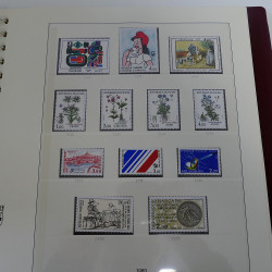 Collection timbres de France neufs** 1983-1989 en album Lindner