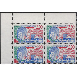 Le thermalisme timbre N°2556a variété valeur rouge en bloc de 4 neuf**, R.