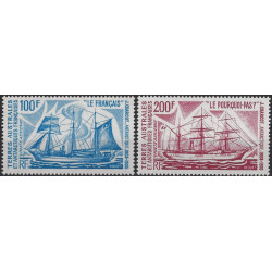 T.A.A.F. Bateaux d'expéditions antarctiques timbres poste aérienne N°38-39 série neuf**.