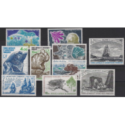 Timbres T.A.A.F. poste aérienne N°51-60 séries neufs**.