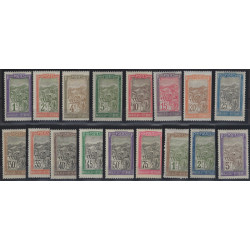 Voyage en filanzane Madagascar timbres N°94-110 série neuf**.