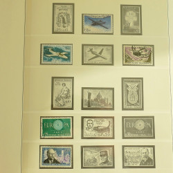 Collection timbres de France 1957-1969 en album Lindner.