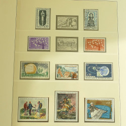 Collection timbres de France 1957-1969 en album Lindner.