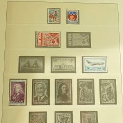 Collection timbres de France 1957-1969 en album Lindner.