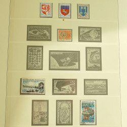 Collection timbres de France 1957-1969 en album Lindner.