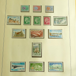 Collection timbres de France neufs 1960-1975 complet en album Lindner.