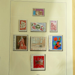 Collection timbres de France neufs 1960-1975 complet en album Lindner.