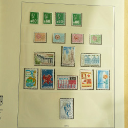 Collection timbres de France neufs 1960-1975 complet en album Lindner.