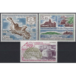 T.A.A.F. timbres poste aérienne N°100-102 série neuf**.