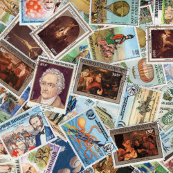 Centrafrique timbres de collection tous différents.
