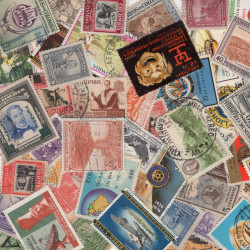 Colombie 50 timbres de collection tous différents.