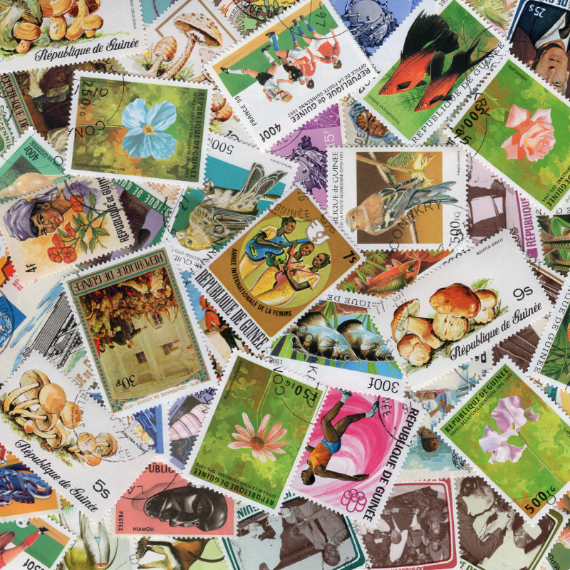 Guinée Française timbres de collection tous différents.