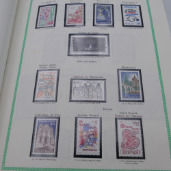 Collection timbres de France 1977-1999 neufs complet en album.