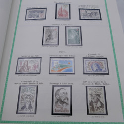 Collection timbres de France 1977-1999 neufs complet en album.