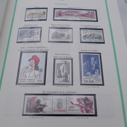 Collection timbres de France 1977-1999 neufs complet en album.