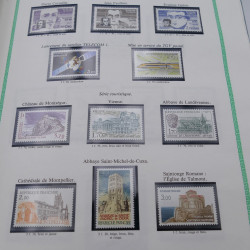 Collection timbres de France 1977-1999 neufs complet en album.