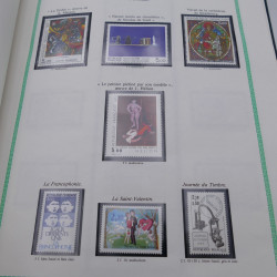 Collection timbres de France 1977-1999 neufs complet en album.