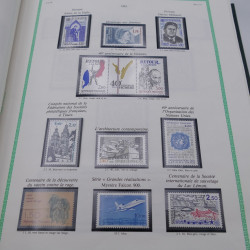 Collection timbres de France 1977-1999 neufs complet en album.