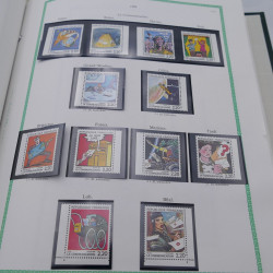 Collection timbres de France 1977-1999 neufs complet en album.