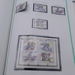 Collection timbres de France 1977-1999 neufs complet en album.