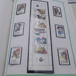 Collection timbres de France 1977-1999 neufs complet en album.