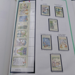 Collection timbres de France 1977-1999 neufs complet en album.