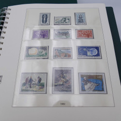 Collection timbres de France 1949-1962 neuf** complet en album.