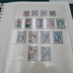 Collection timbres de France 1949-1962 neuf** complet en album.