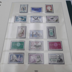 Collection timbres de France 1949-1962 neuf** complet en album.