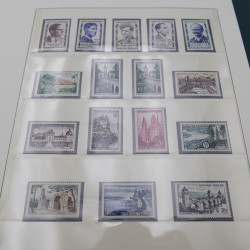 Collection timbres de France 1949-1962 neuf** complet en album.