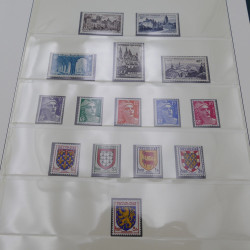 Collection timbres de France 1949-1962 neuf** complet en album.