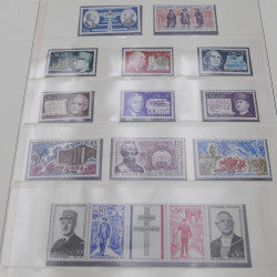 Collection timbres de France 1963-1972 neuf** complet an album.